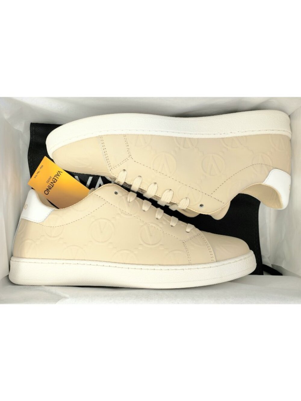 Valentino by Mario Valentino Womens Sofia VLogo Leather Sneaker Shoes Cream US 8 - Picture 3 of 5